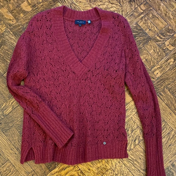 Ted Baker Red V-Neck Sweater - Size 4 US / 1 UK - Picture 4 of 15